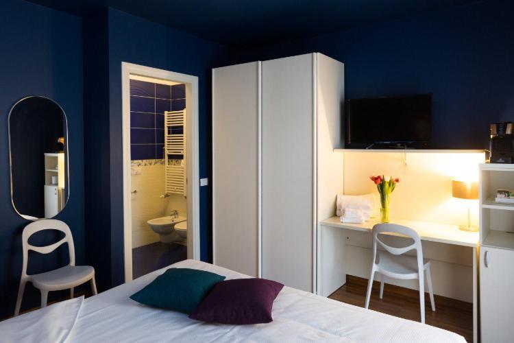 Albergo Residenza Al Teatro Udine Exteriör bild