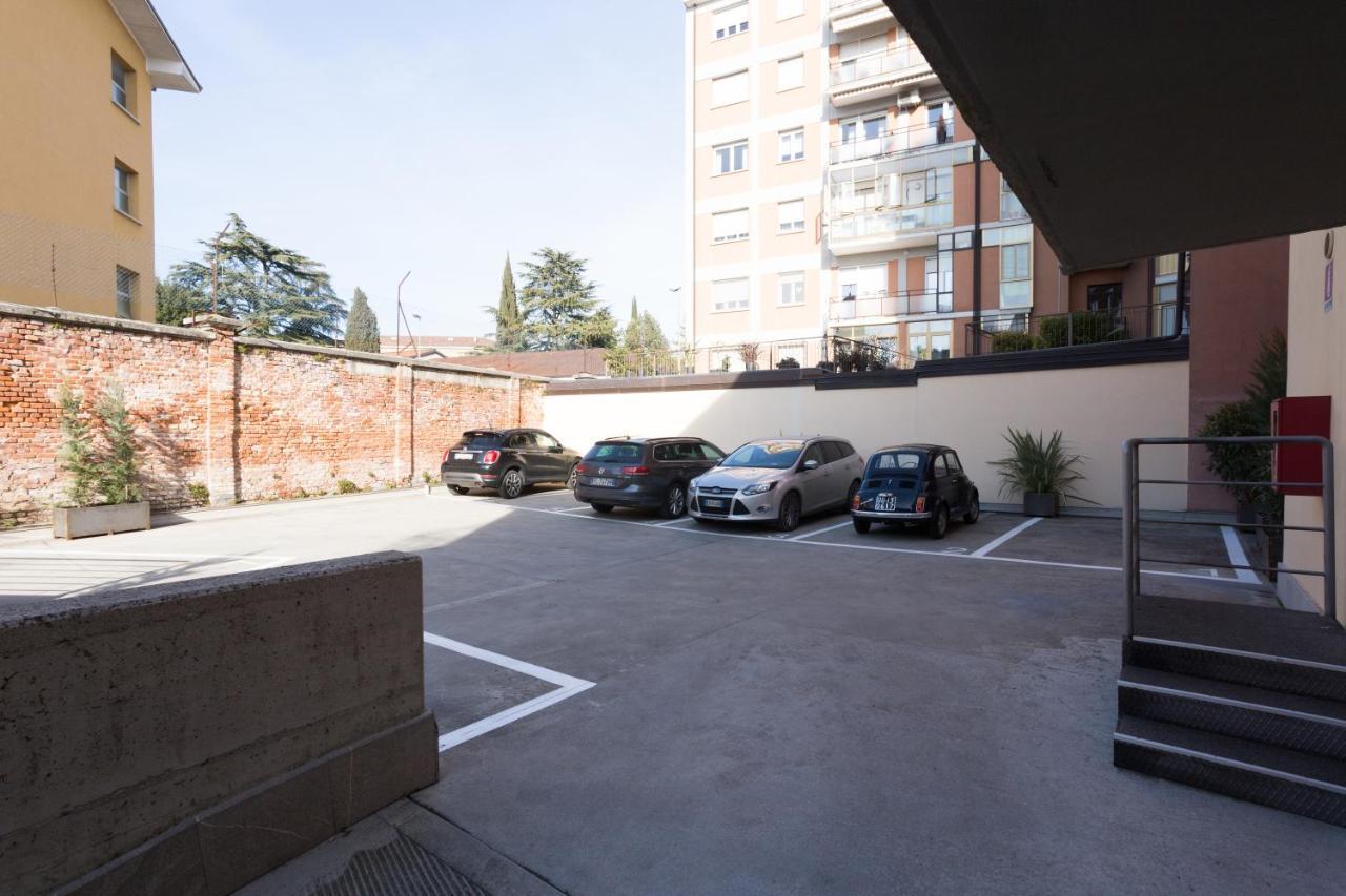 Albergo Residenza Al Teatro Udine Exteriör bild